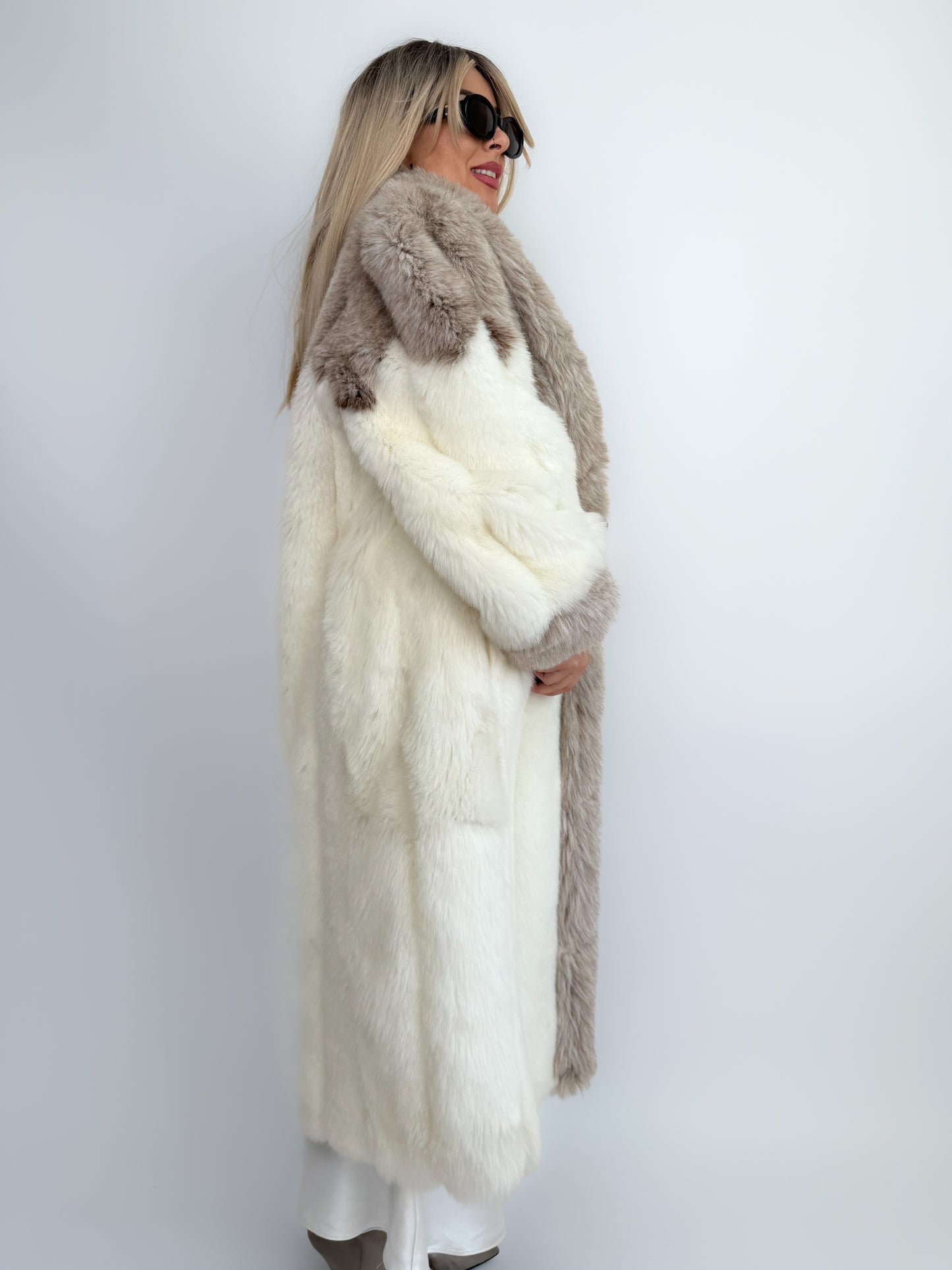 Vintage Ivory White Taupe Faux Fur Long Coat – Long Winter Bridal Glam Statement Jacket - S