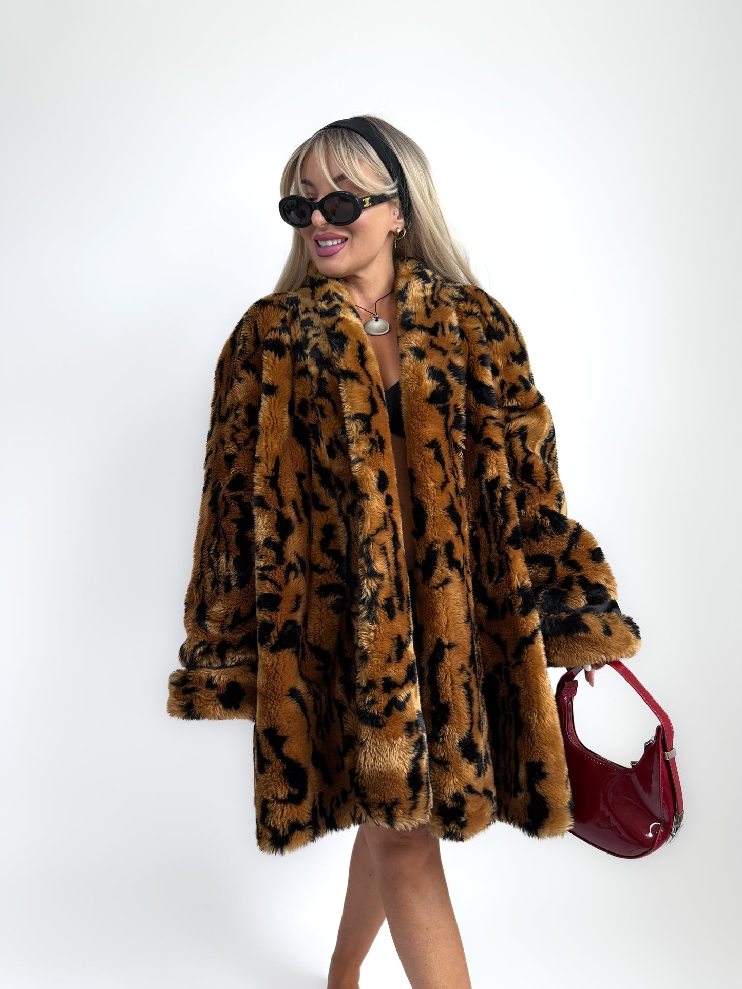Vintage Faux Fur A-Line Coat – Leopard Print Mob Wife Glam Oversize Winter Coat M-L