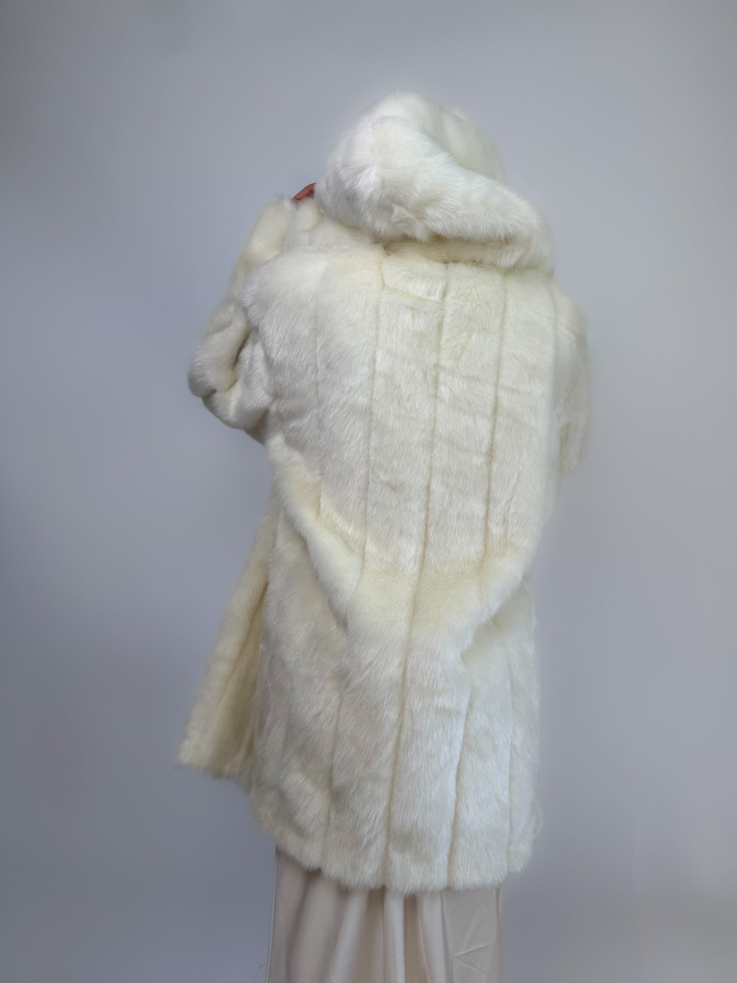 Vintage 90s White Faux Fur Hooded Coat L