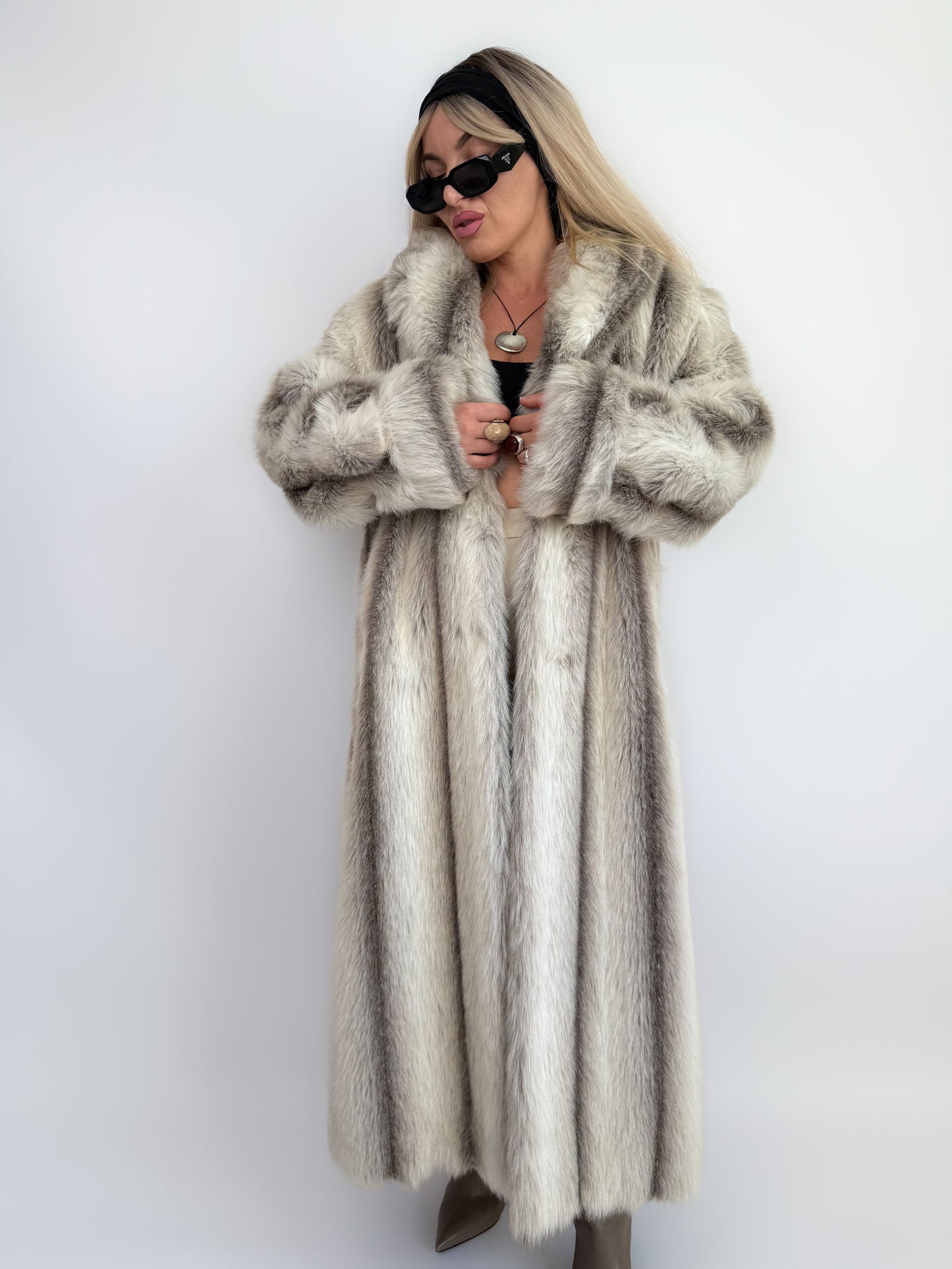 Snow Lynx Faux Fur Full-Length Vintage Winter Coat M-L