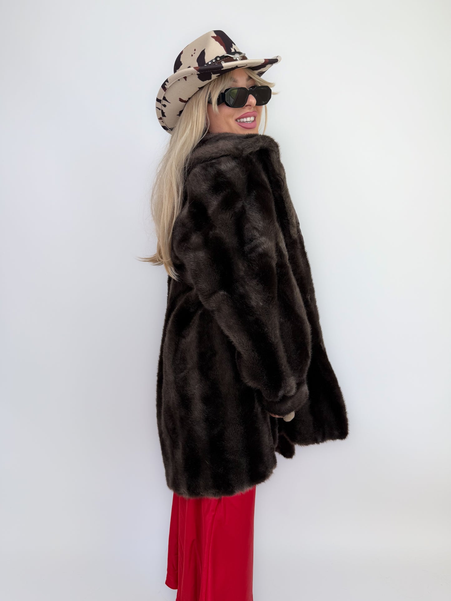 Chocolate Brown Faux Fur Vintage Coat – Short Plush 80s Glam S-M