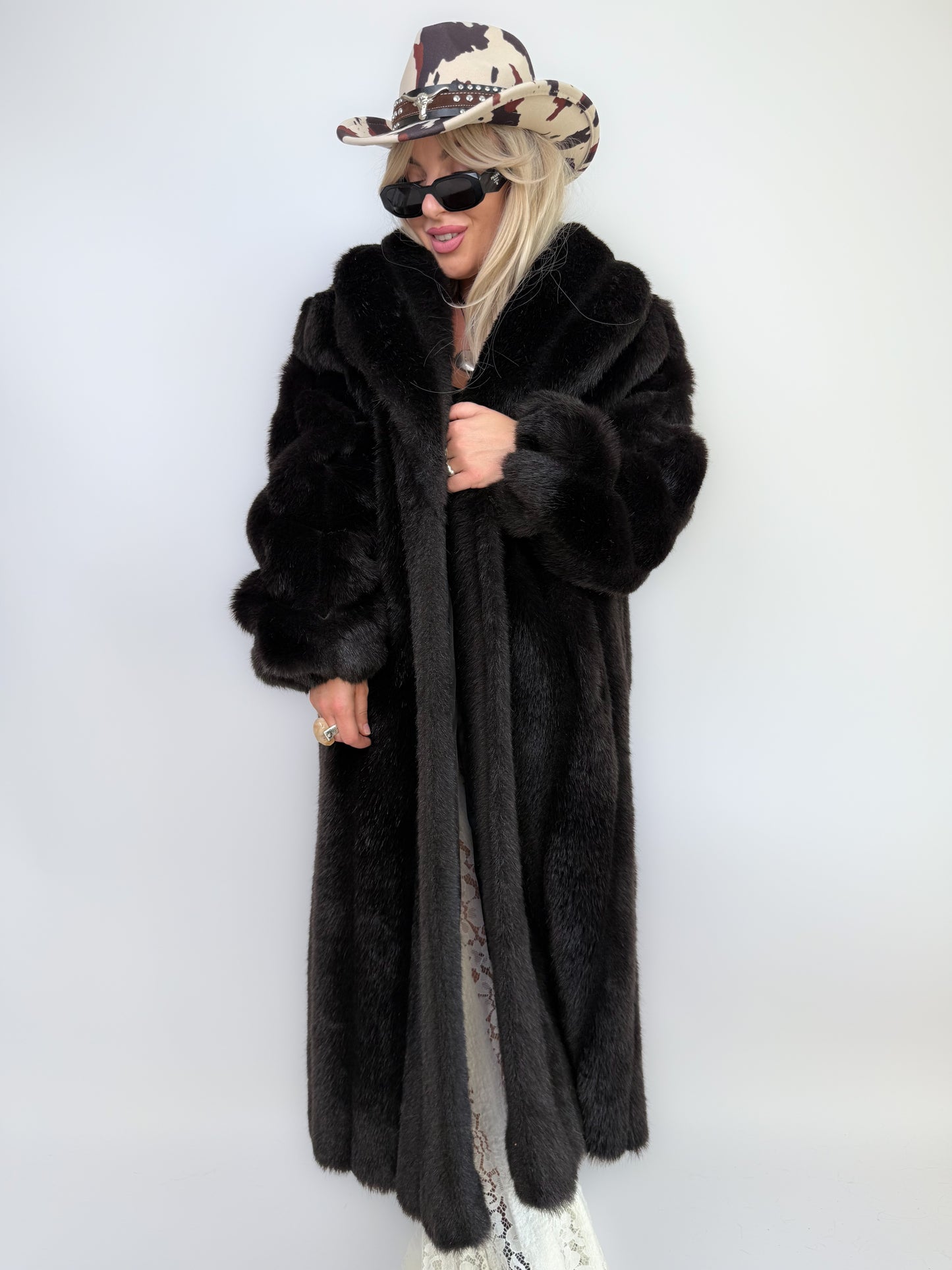 Vintage Black Faux Mink Full Length Coat Mob Wife Style Statement  Winter Coat M-L